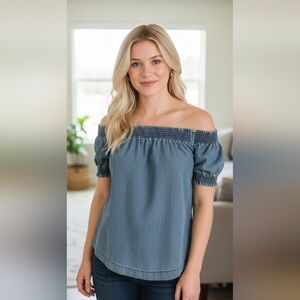 Aritzia Wilfred Free denim top NWOT